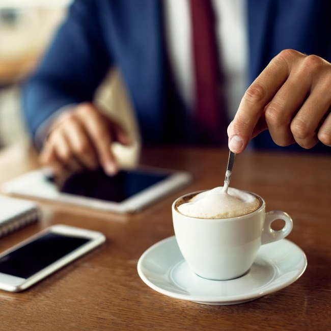 finansowa konsultacja przy kawie z Przemysławem Bzurą doradcą finansowym